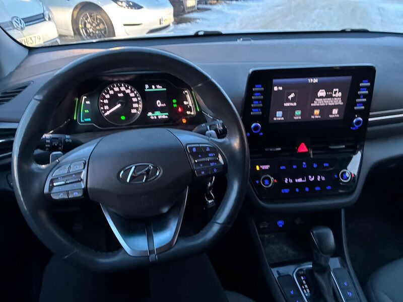 Hyundai IONIQ hybrid vaihtoauto