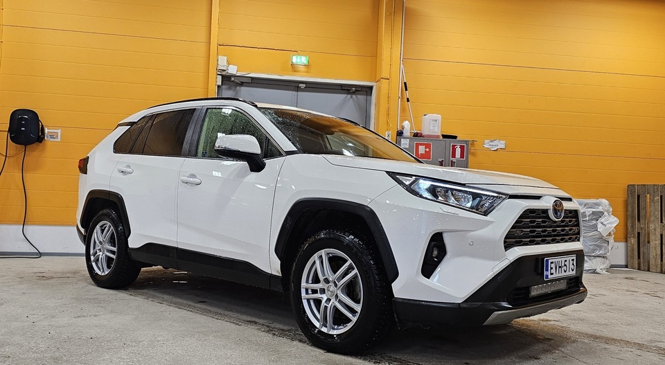 Toyota RAV4 vaihtoauto