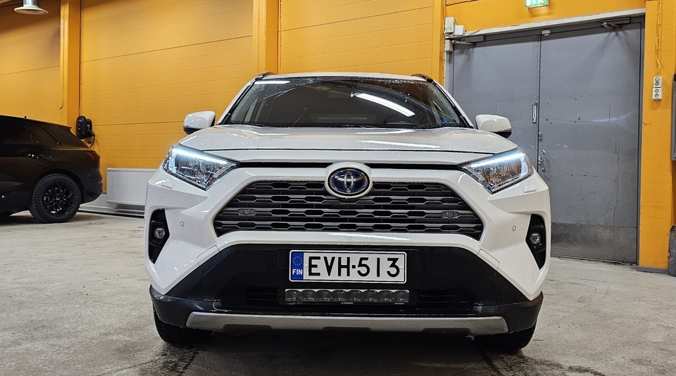 Toyota RAV4 vaihtoauto