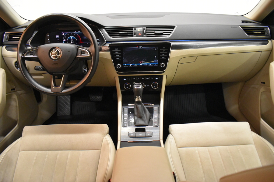 Skoda Superb vaihtoauto