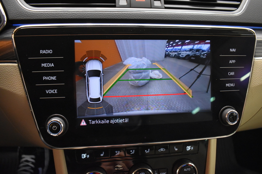 Skoda Superb vaihtoauto