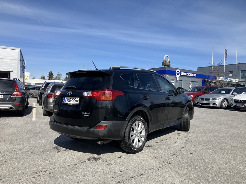 Toyota RAV4 vaihtoauto