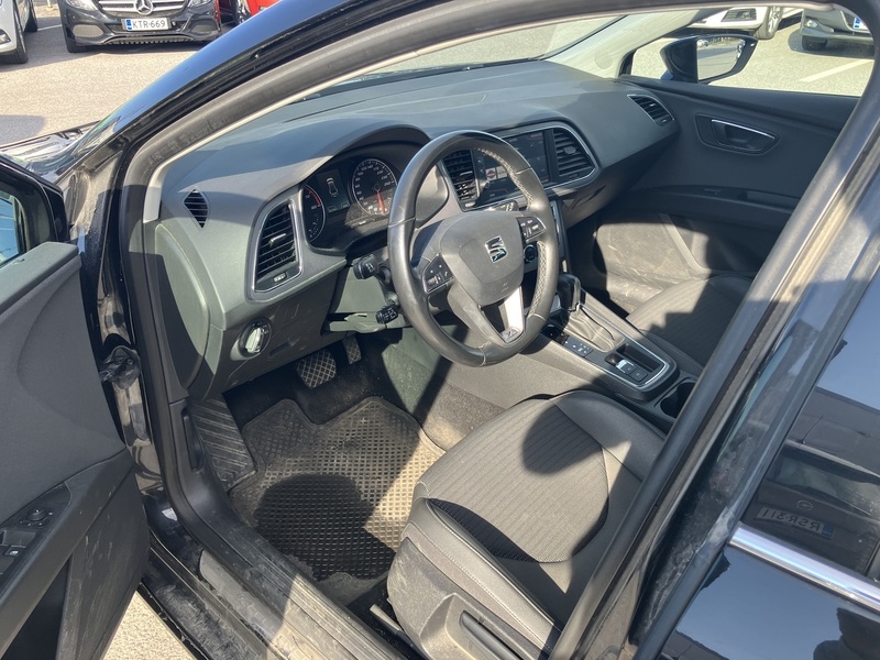 SEAT Leon ST vaihtoauto