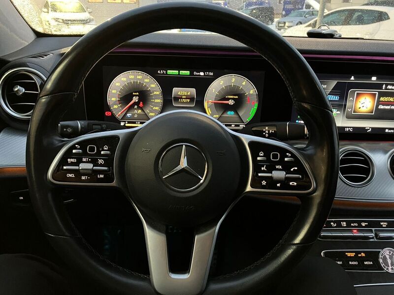 Mercedes-Benz E vaihtoauto