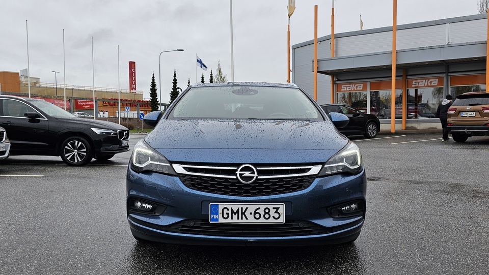 Opel Astra vaihtoauto