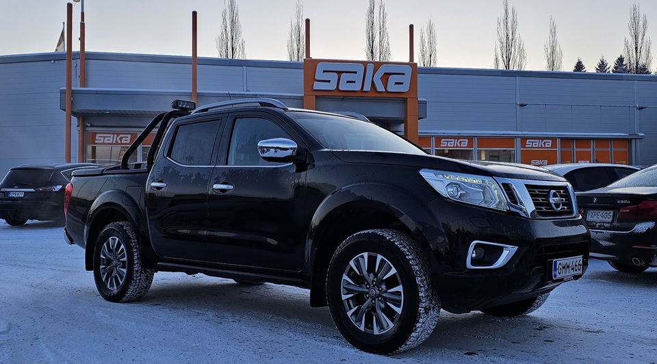 Nissan Navara vaihtoauto