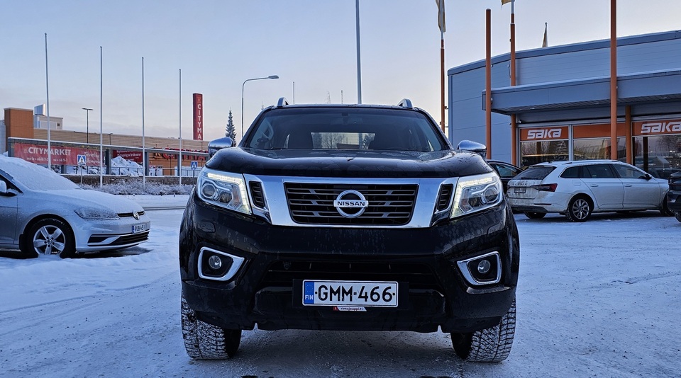 Nissan Navara vaihtoauto