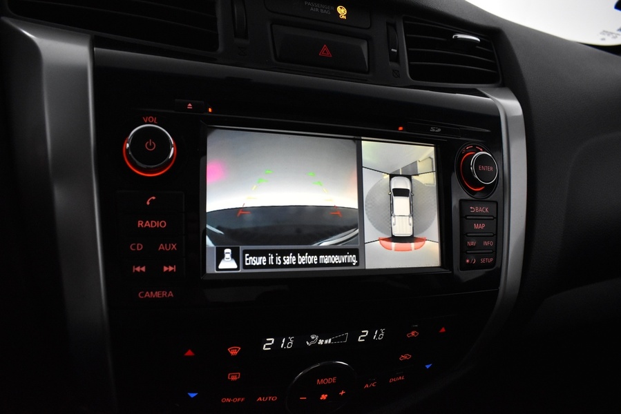 Nissan Navara vaihtoauto