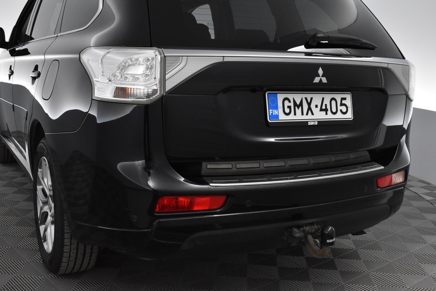 Mitsubishi Outlander PHEV vaihtoauto