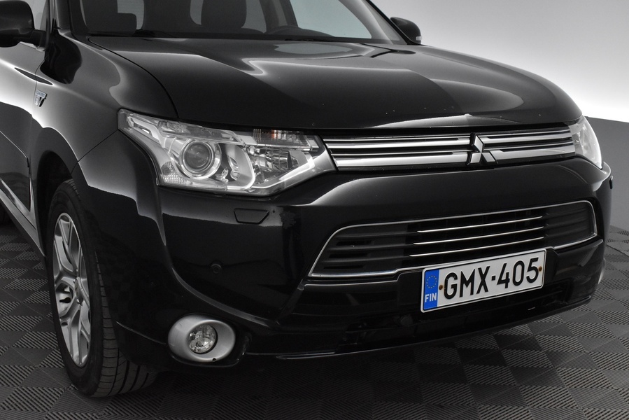 Mitsubishi Outlander PHEV vaihtoauto