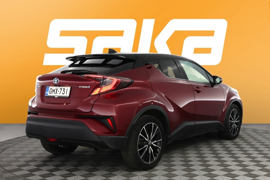 Toyota C-HR vaihtoauto