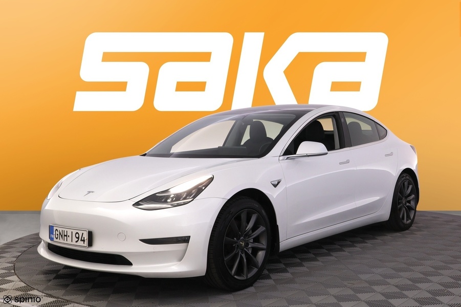 Tesla Model 3 vaihtoauto