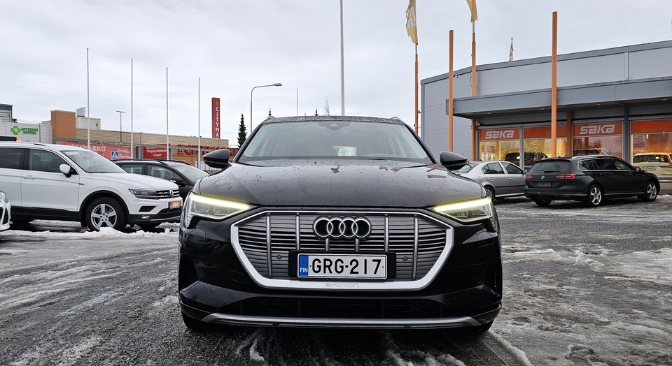 Audi e-tron vaihtoauto