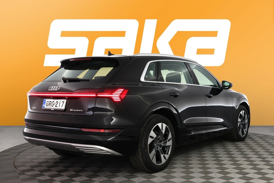 Audi e-tron vaihtoauto