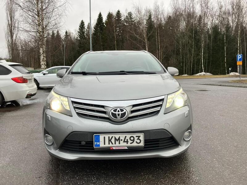 Toyota Avensis vaihtoauto