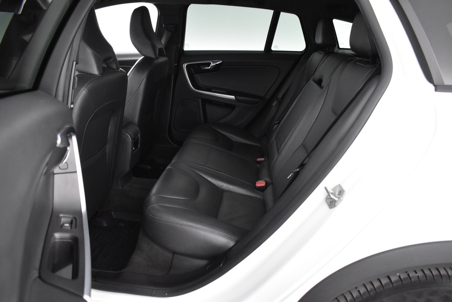 Volvo V60 Cross Country vaihtoauto