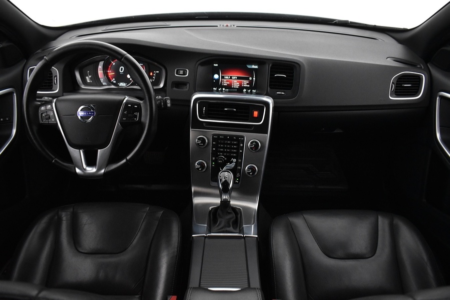 Volvo V60 Cross Country vaihtoauto