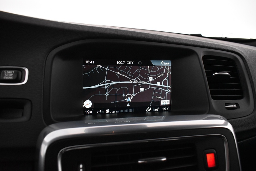 Volvo V60 Cross Country vaihtoauto