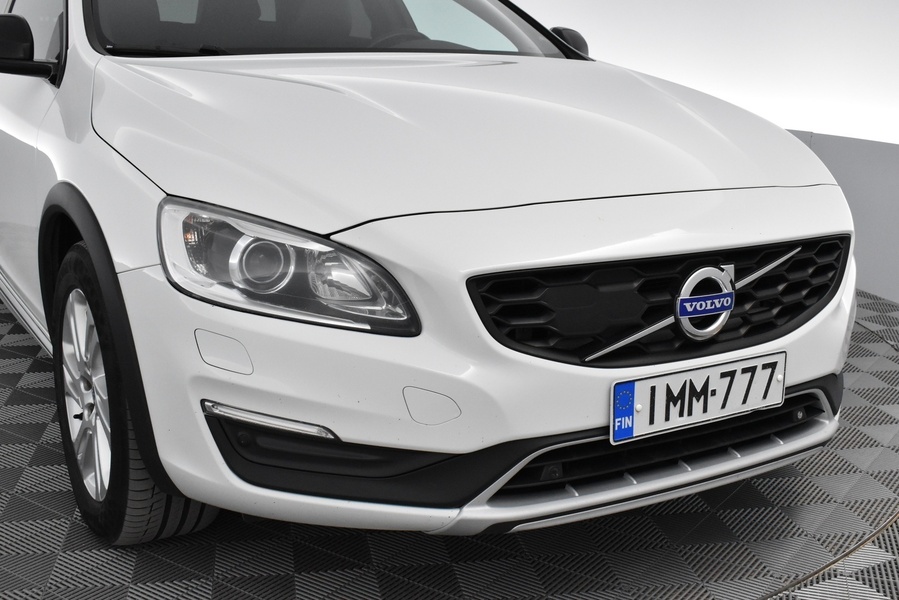 Volvo V60 Cross Country vaihtoauto