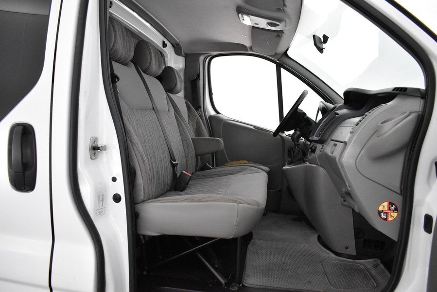 Nissan Primastar vaihtoauto