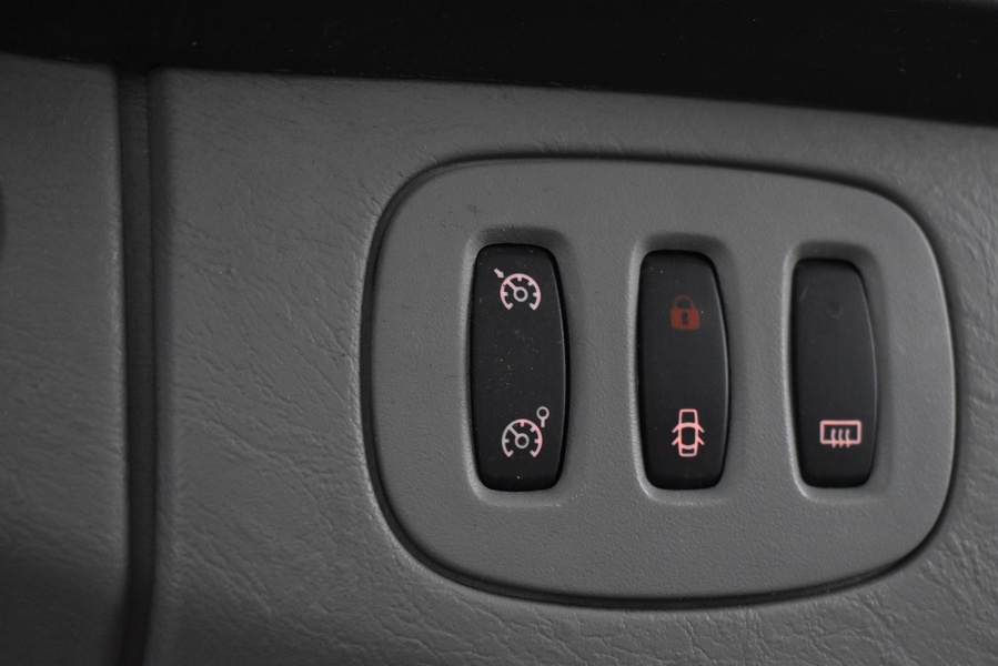 Nissan Primastar vaihtoauto