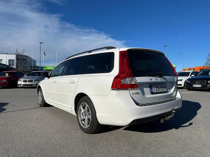 Volvo V70 vaihtoauto