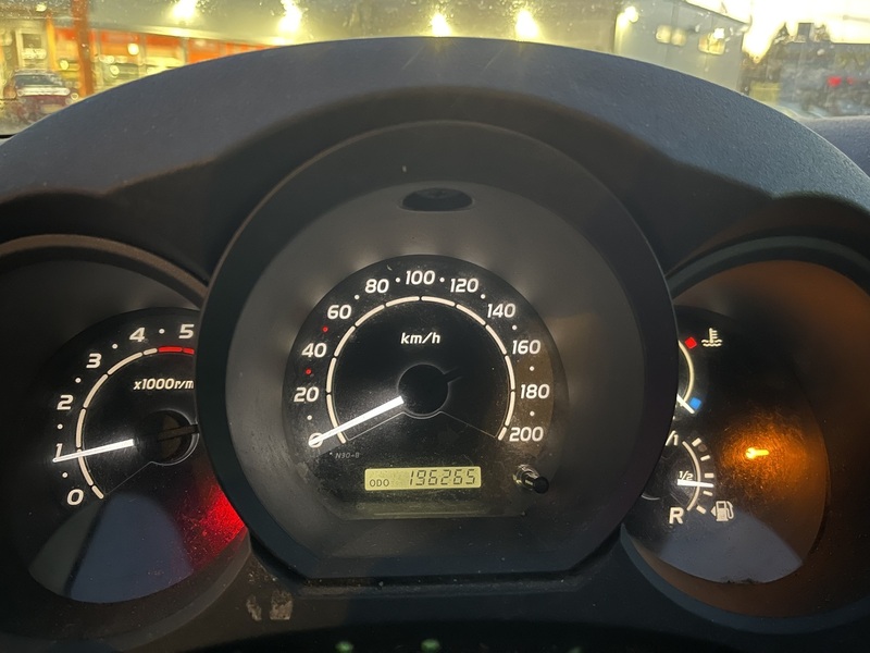 Toyota Hilux vaihtoauto