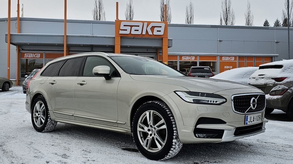 Volvo V90 Cross Country vaihtoauto