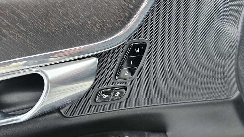 Volvo V90 Cross Country vaihtoauto