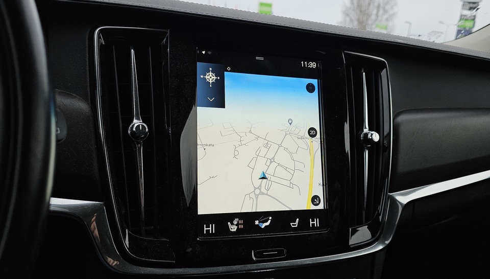 Volvo V90 Cross Country vaihtoauto