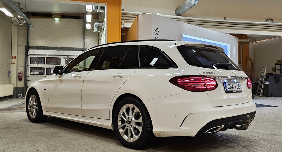 Mercedes-Benz C vaihtoauto