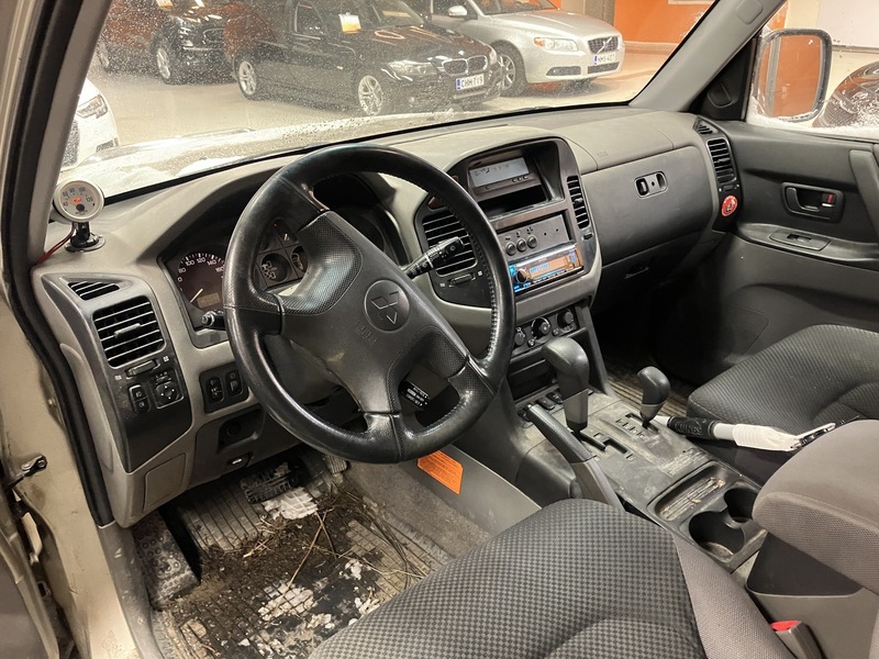 Mitsubishi Pajero vaihtoauto