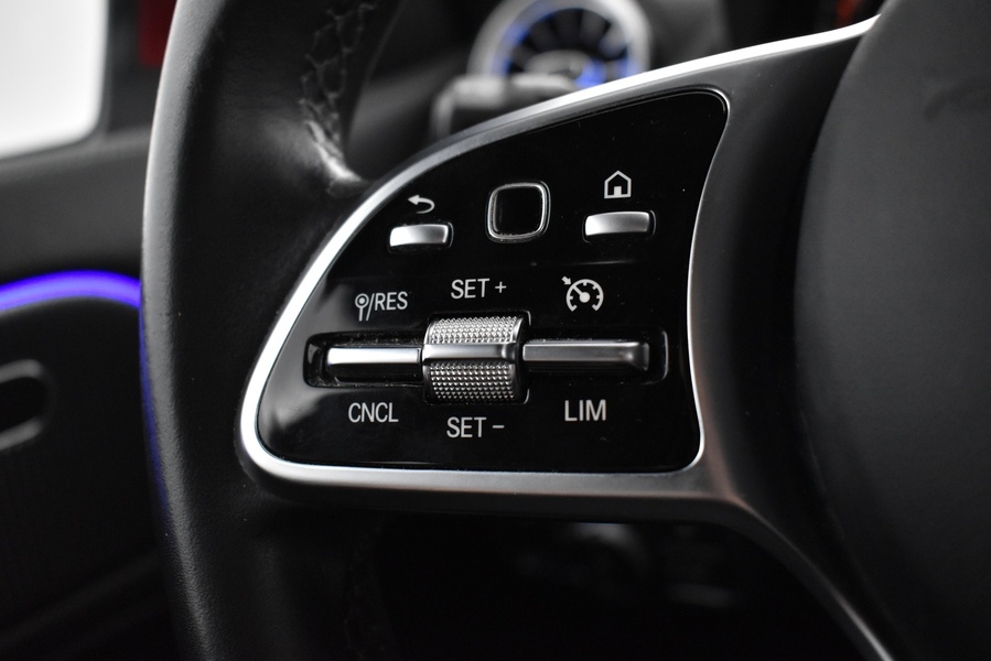 Mercedes-Benz EQA vaihtoauto