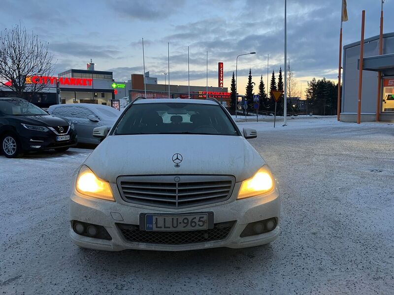 Mercedes-Benz C vaihtoauto