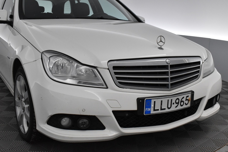 Mercedes-Benz C vaihtoauto