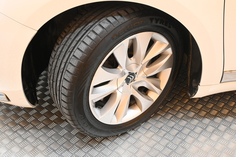 Citroën DS5 vaihtoauto