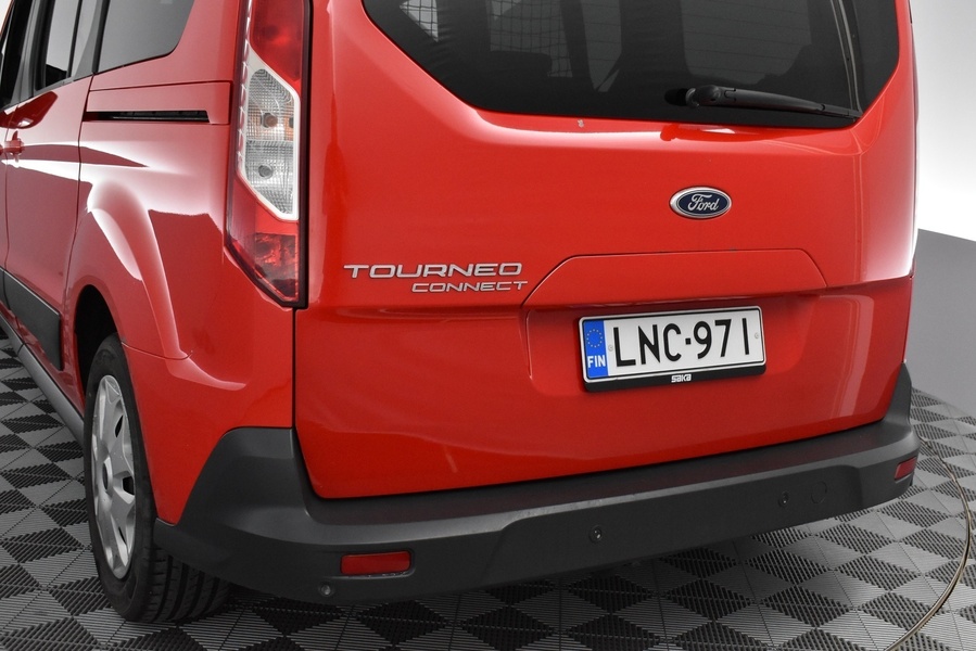 Ford Grand Tourneo Connect vaihtoauto