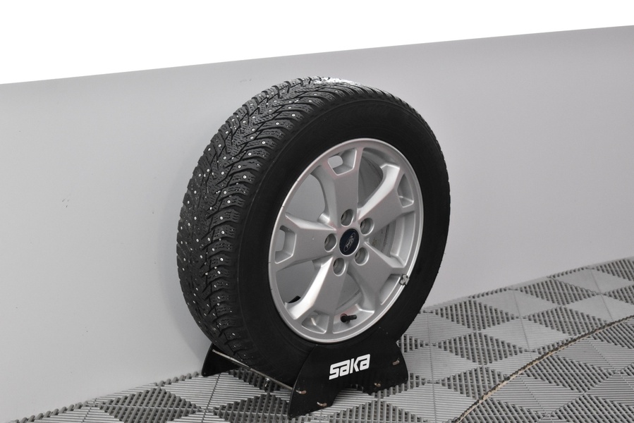 Ford Grand Tourneo Connect vaihtoauto