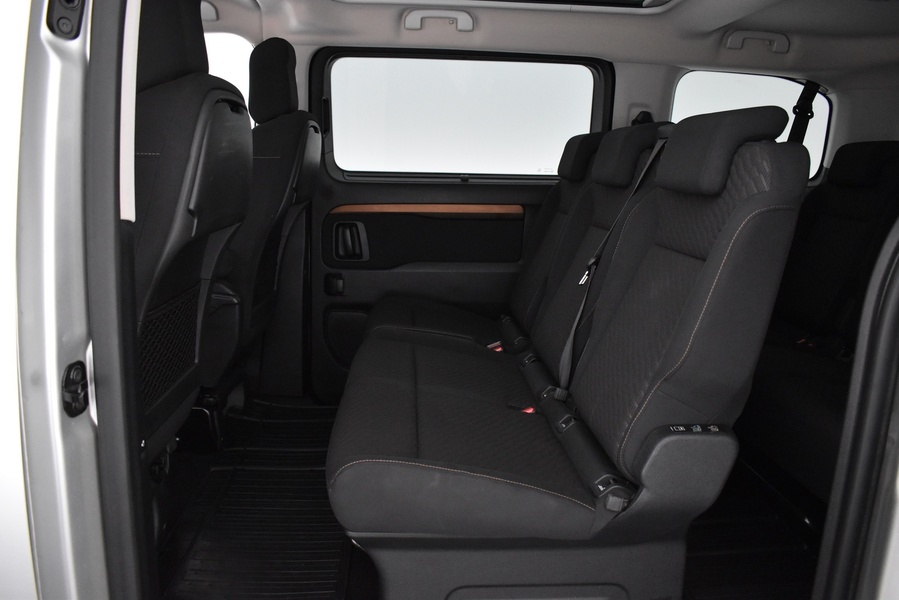Toyota Proace Verso vaihtoauto