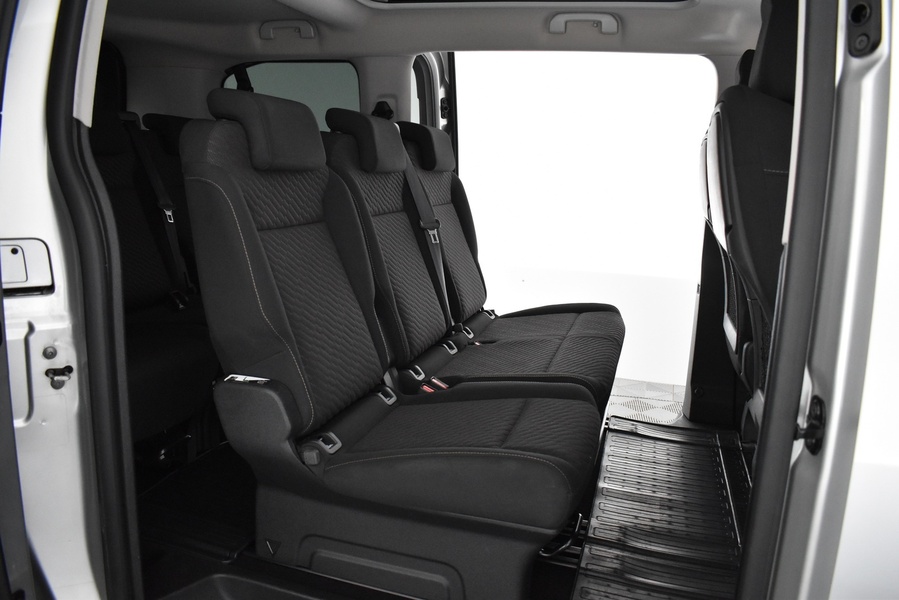 Toyota Proace Verso vaihtoauto