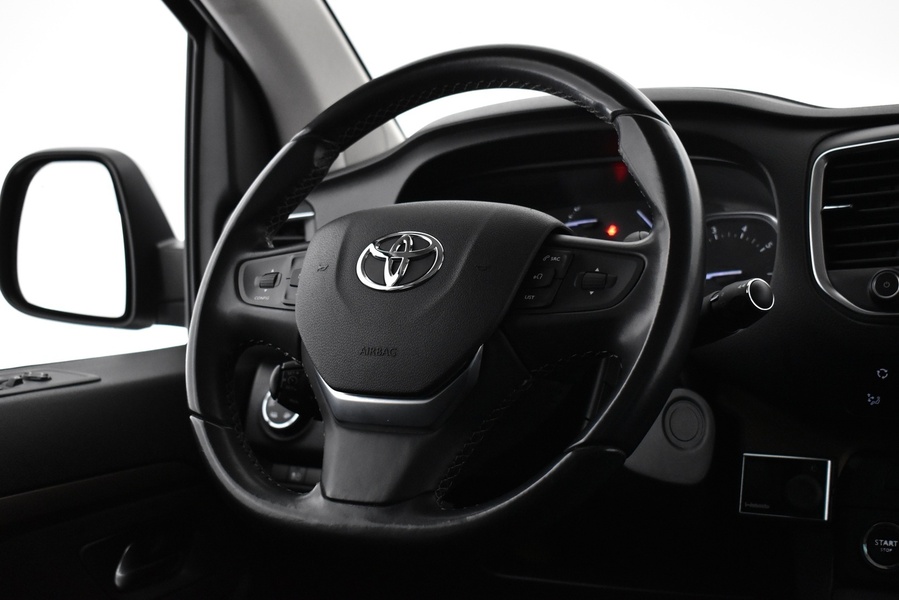 Toyota Proace Verso vaihtoauto