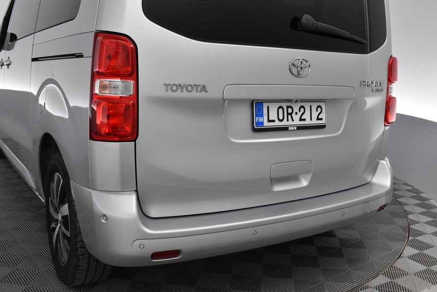 Toyota Proace Verso vaihtoauto