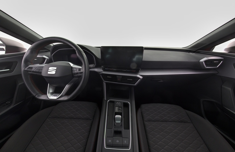 SEAT Leon Sportstourer vaihtoauto