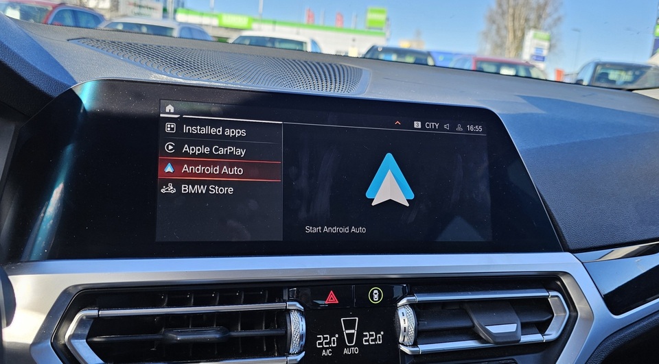 BMW 330 vaihtoauto