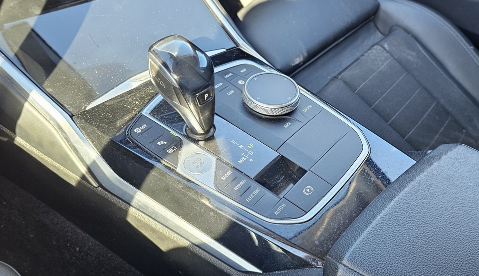 BMW 330 vaihtoauto