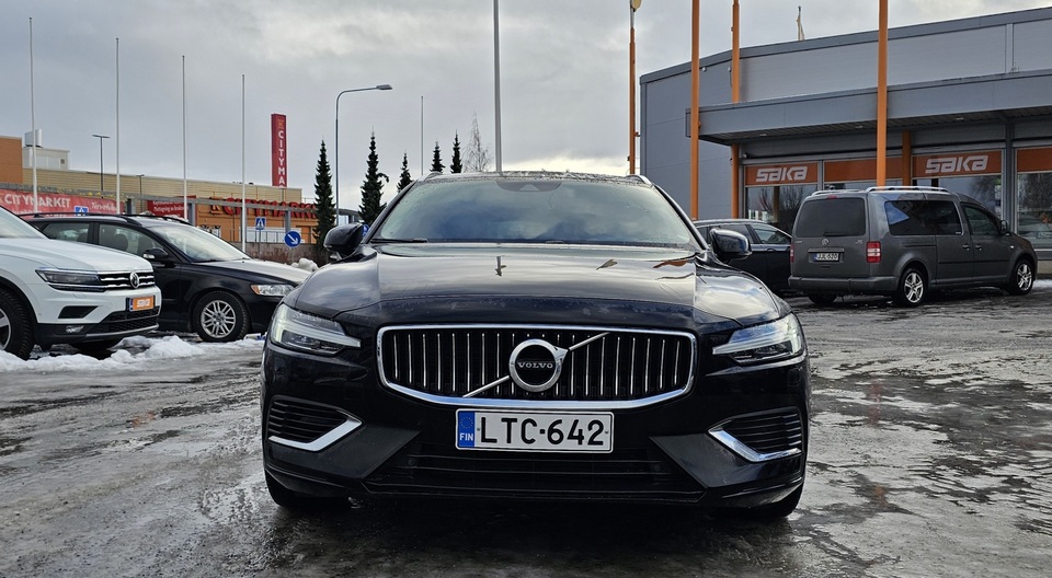 Volvo V60 vaihtoauto