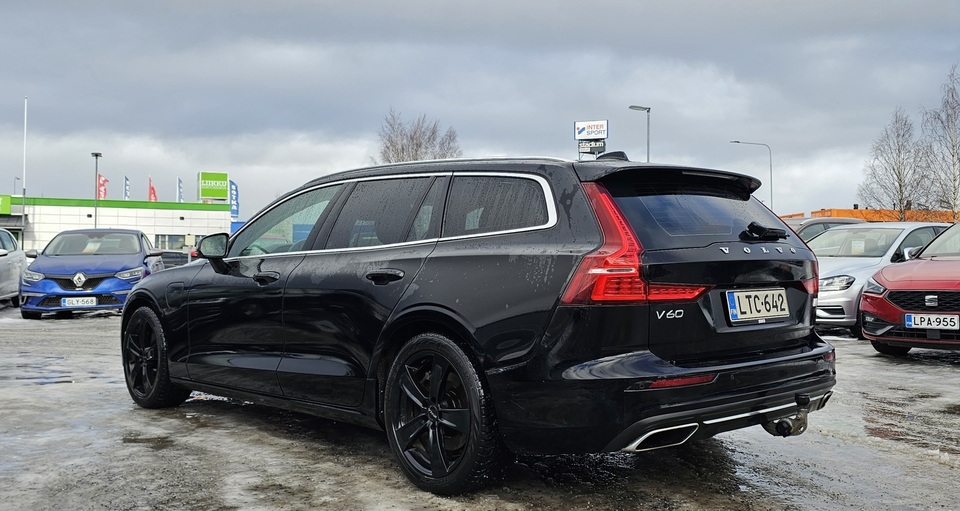 Volvo V60 vaihtoauto