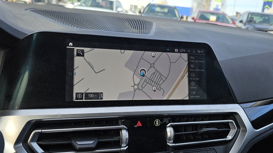 BMW 330 vaihtoauto