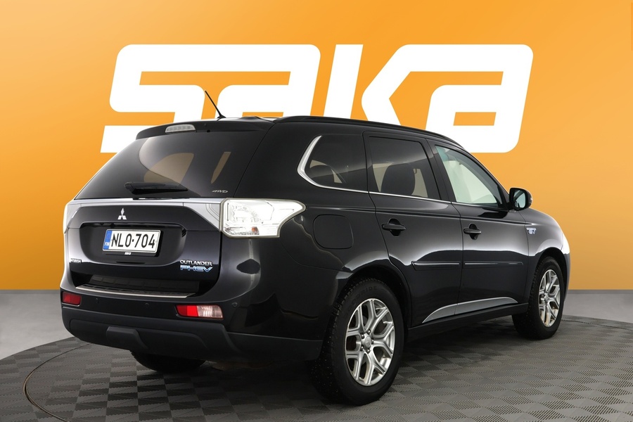 Mitsubishi Outlander PHEV vaihtoauto