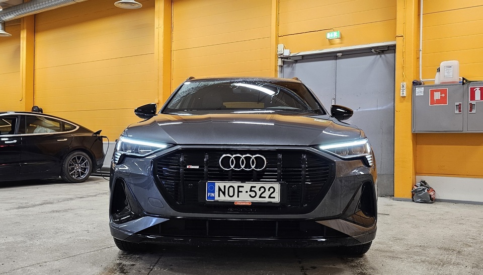 Audi e-tron vaihtoauto